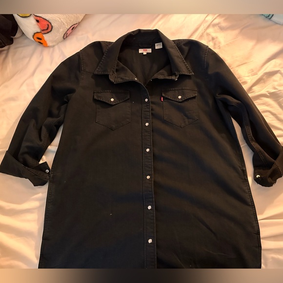 XL Levi’s black denim shirt dress - Picture 3 of 5